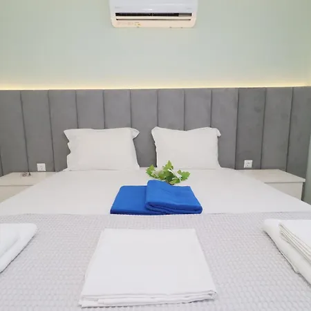 Baycasa * ネア・スキオニ