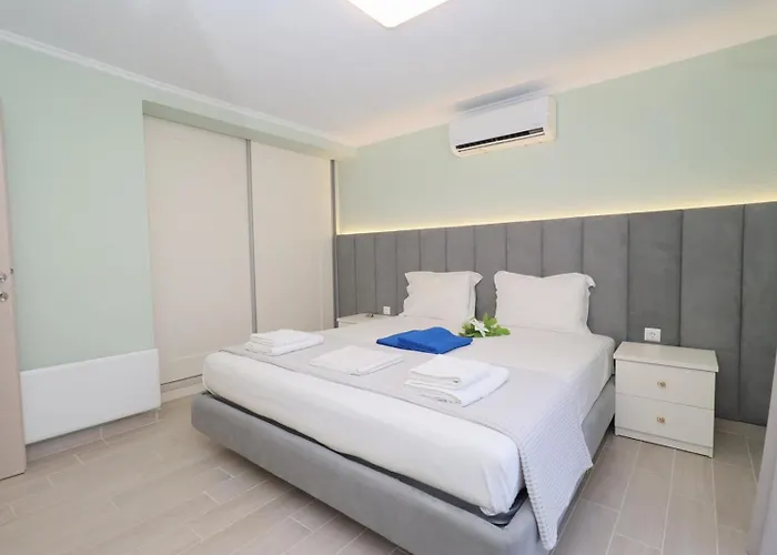 Baycasa Неа-Скиони