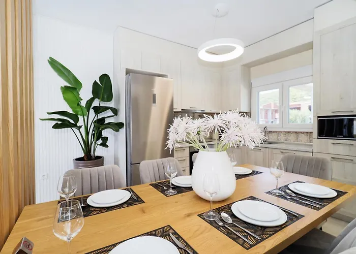 Baycasa * Неа-Скиони