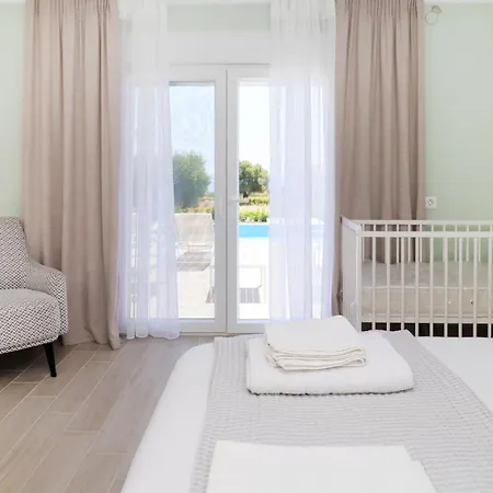 Villa Baycasa Nea Skioni