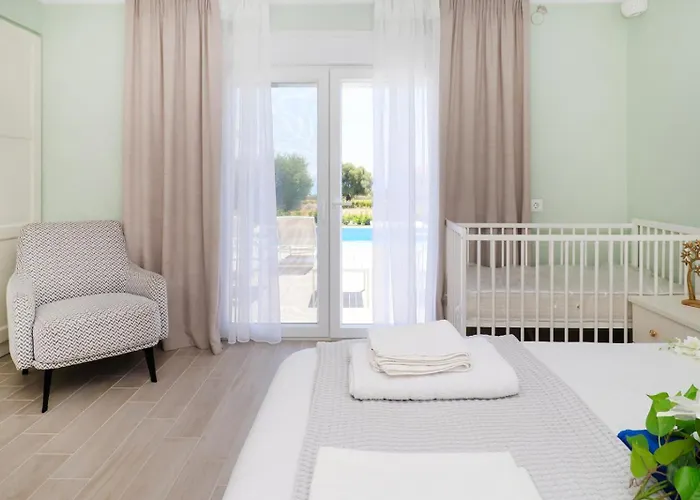 Villa Baycasa Nea Skioni