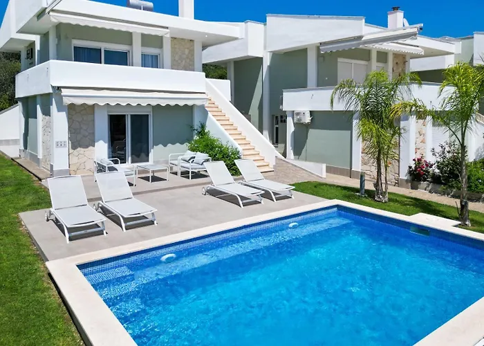 Baycasa Villa